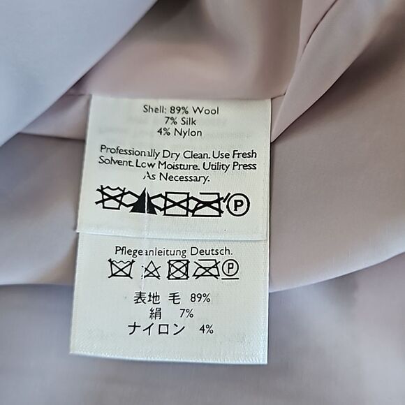 Eddie Bauer Women’s Gray Wool-Silk Blazer – Elegant Work & Casual size 10P - Picture 9 of 10